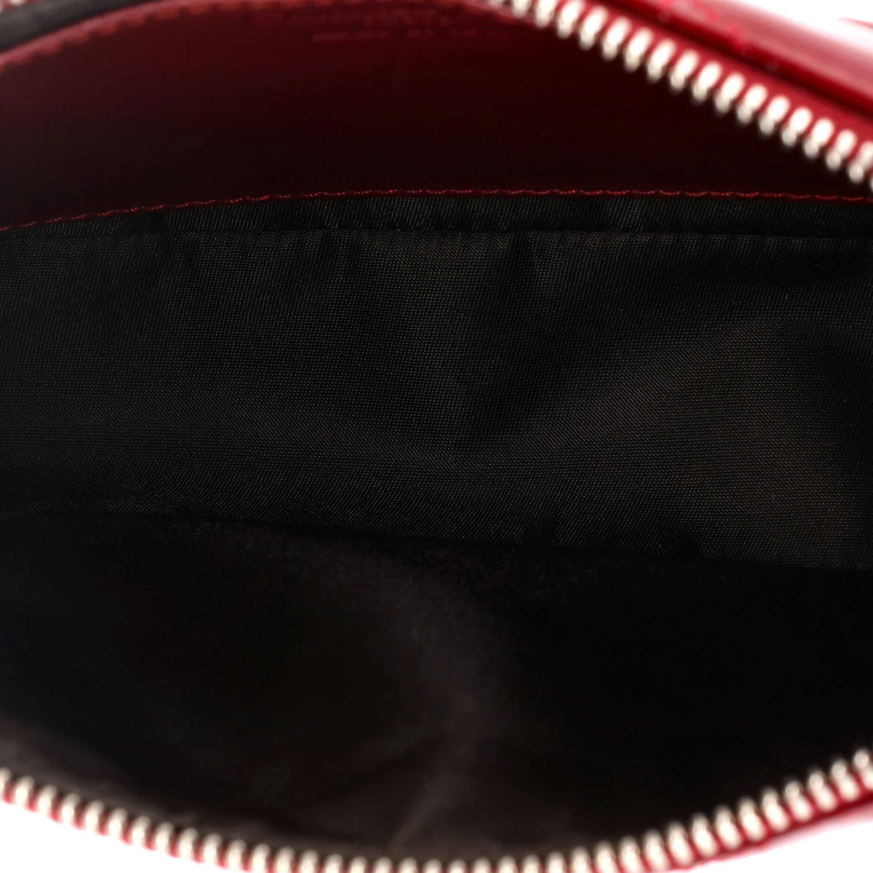 Wallet on Chain Pouch Cannage Quilt Patent - Deep Luxury