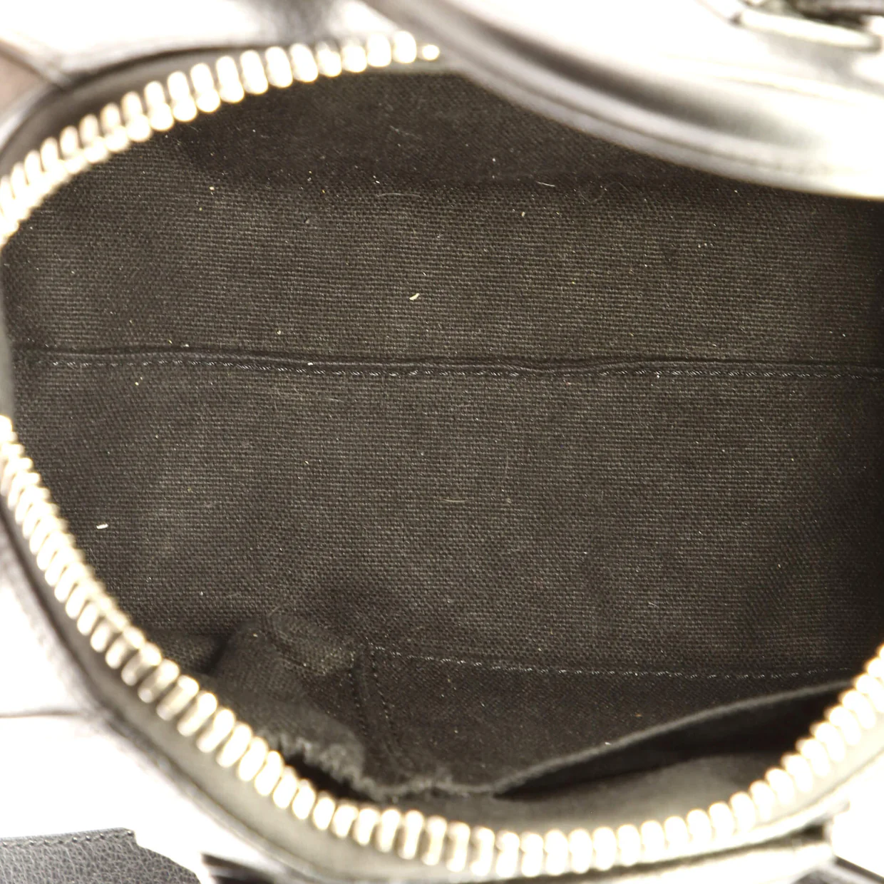 Antigona Bag Leather Mini - Deep Luxury