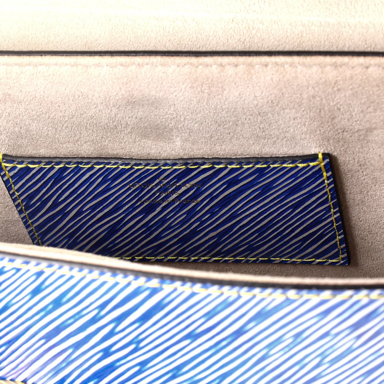 Twist Handbag Epi Leather MM - Deep Luxury