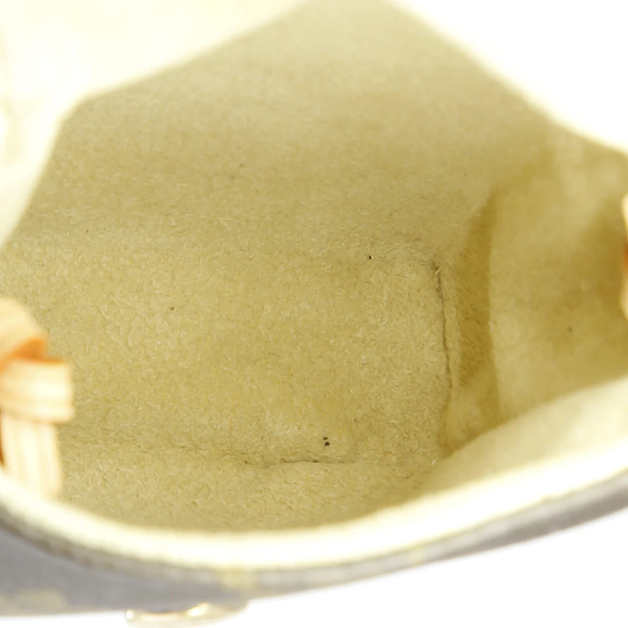 Cancun Pochette Monogram Canvas - Deep Luxury