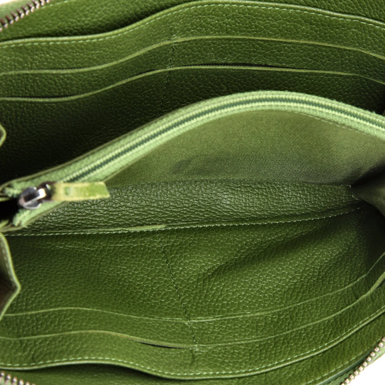 CC Medallion Zip Wallet Quilted Caviar Long - Deep Luxury