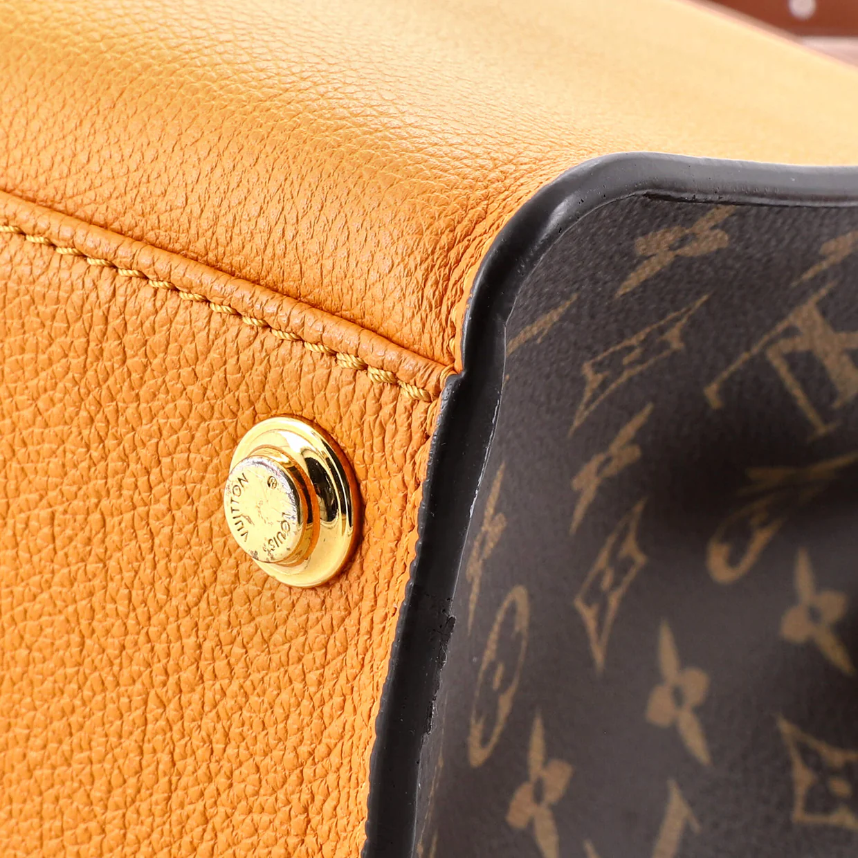 On My Side Tote Leather with Monogram Canvas MM - Deep Luxury