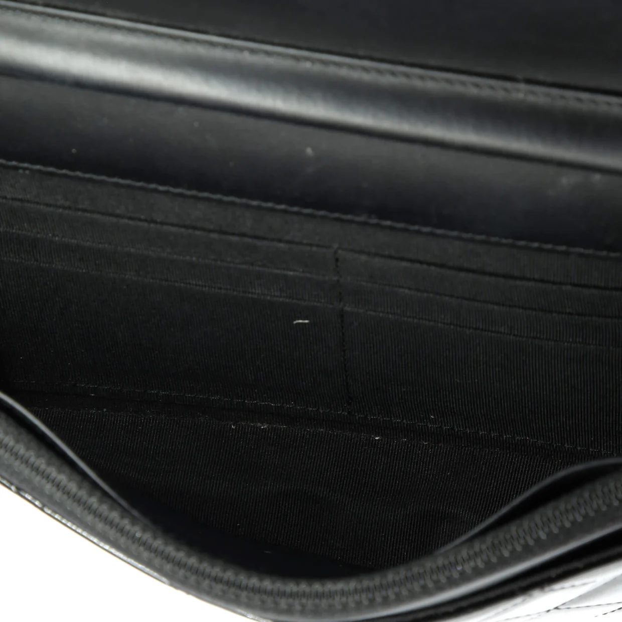 Wallet on Chain Quilted Patent - Deep Luxury