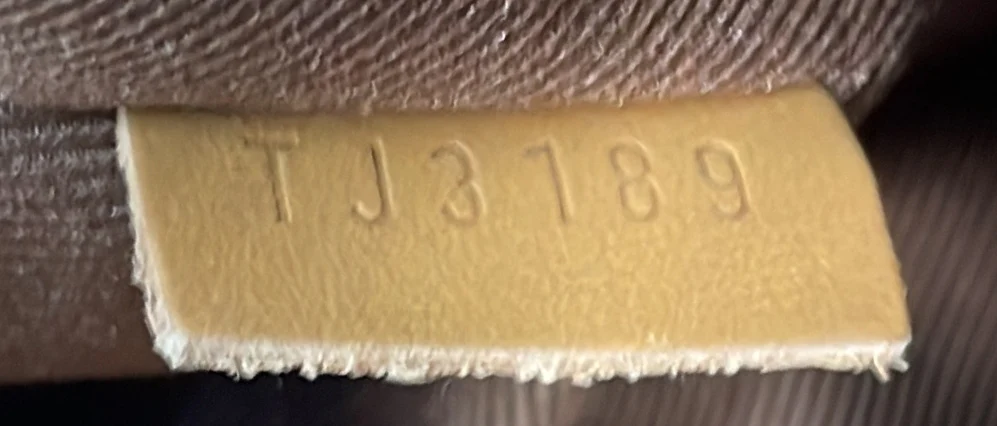 Saumur Messenger Bag Monogram Canvas PM - Deep Luxury