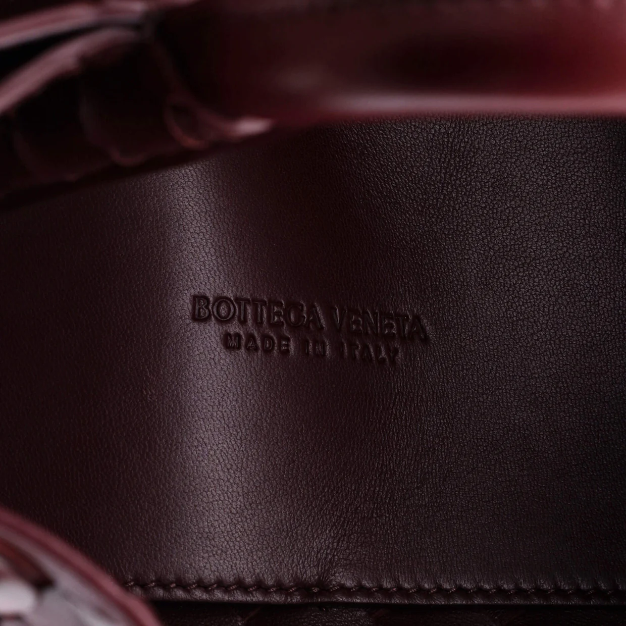 Andiamo Top Handle Bag Intrecciato Nappa Small - Deep Luxury