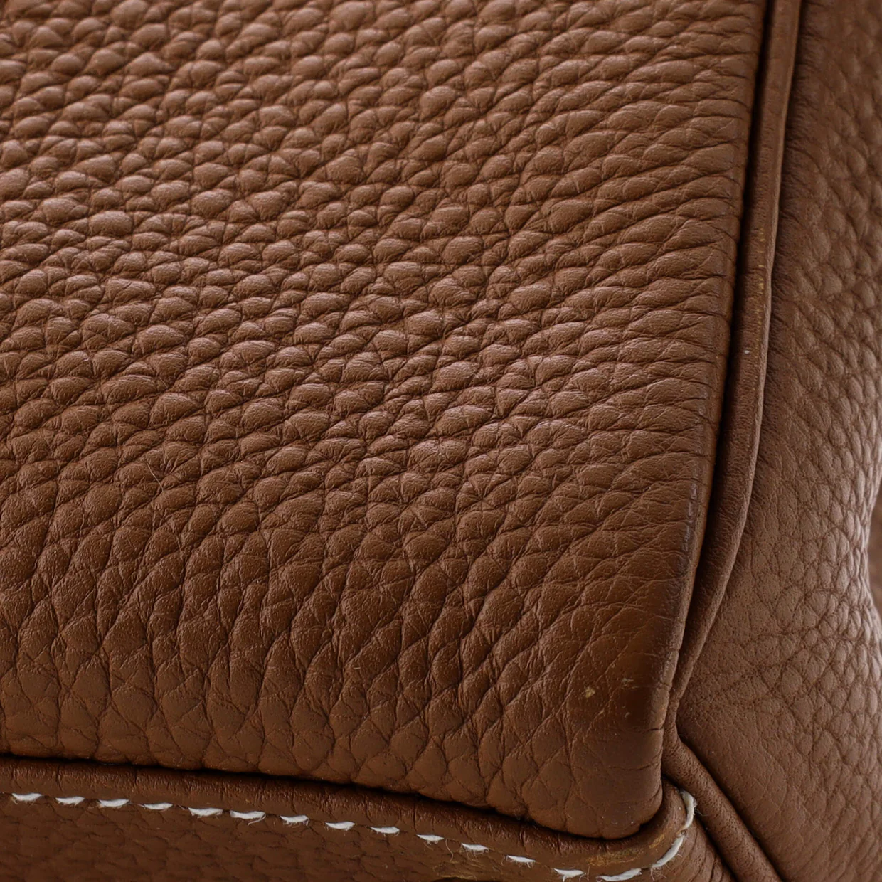Kelly Handbag Gold Togo with Gold Hardware 28 - Deep Luxury