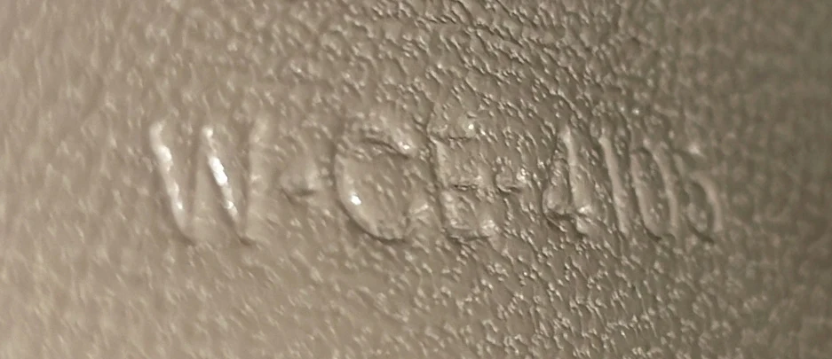 Classic Box Bag Grainy Leather Medium - Deep Luxury