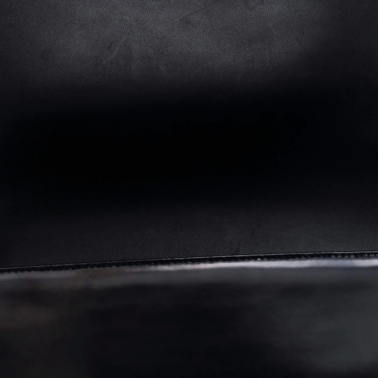 Boy Flap Bag Quilted Iridescent Glazed Calfskin New Medium - Deep Luxury