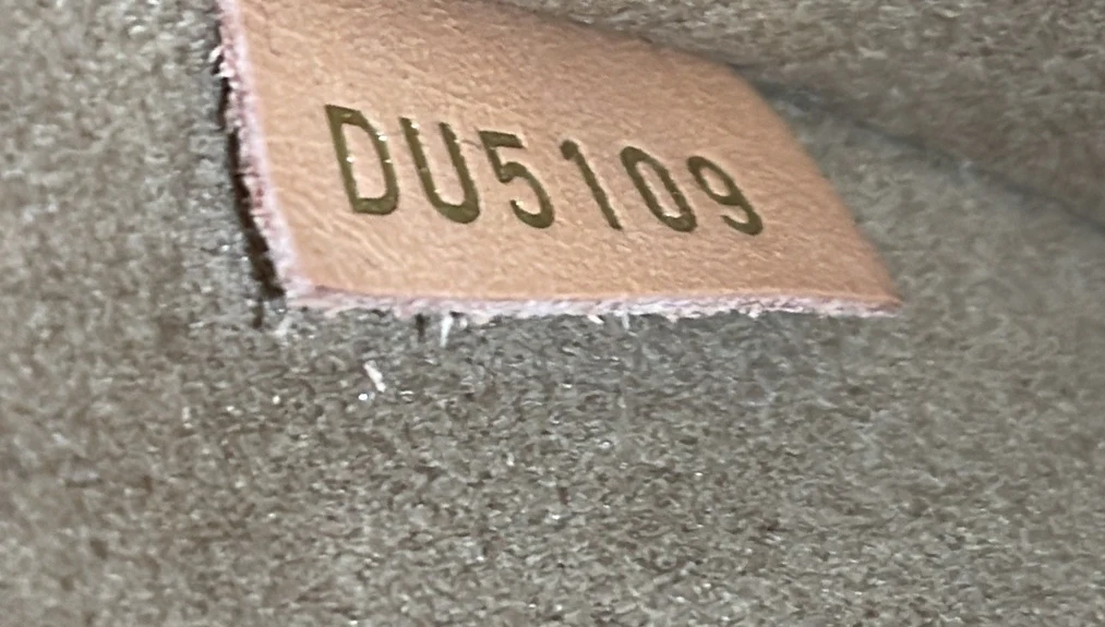 Boite Chapeau Souple Bag Monogram Canvas PM - Deep Luxury