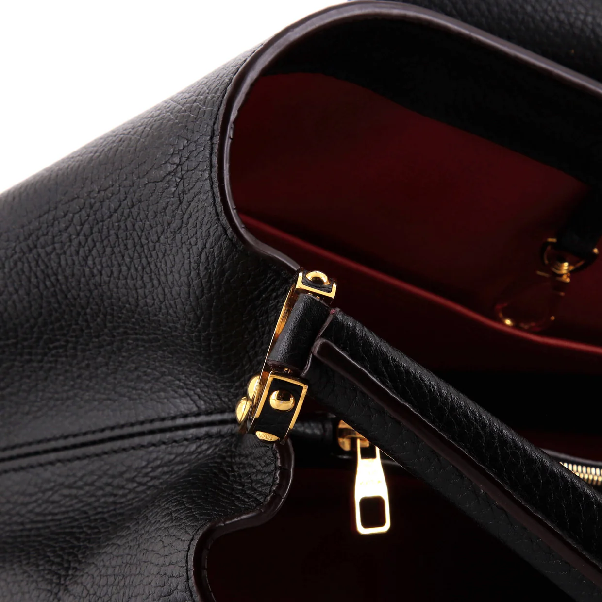 Capucines Bag Leather MM - Deep Luxury