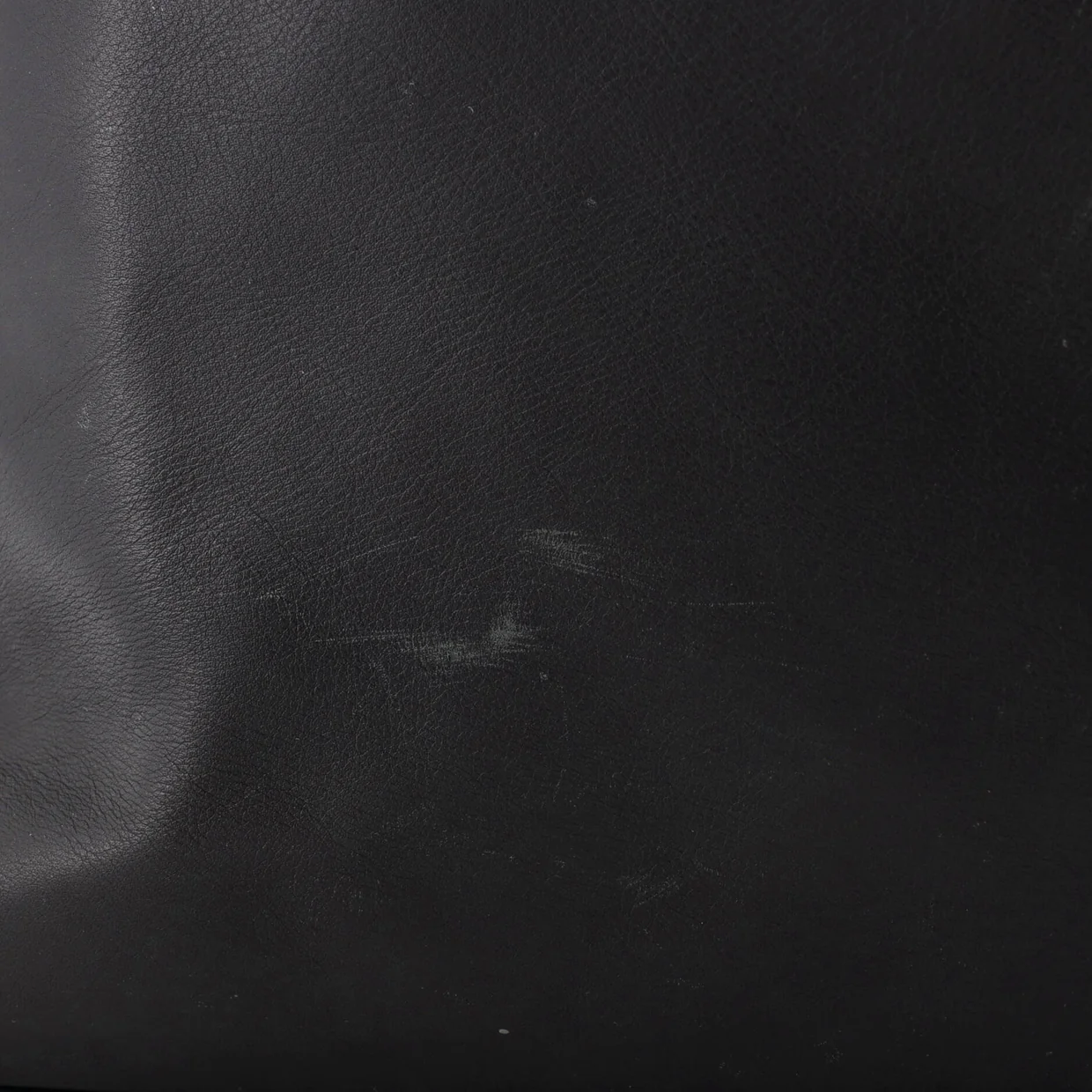 V Line Move Gaston Bag Leather - Deep Luxury