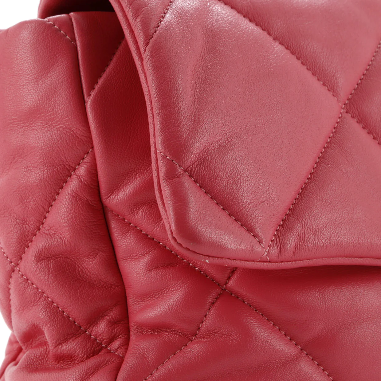 19 Flap Bag Quilted Leather Large - Deep Luxury