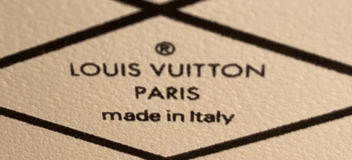 Petite Boite Chapeau Bag Monogram Canvas - Deep Luxury