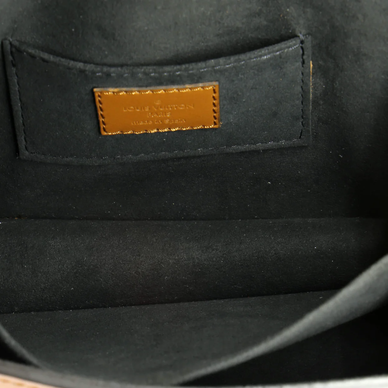 Dauphine Shoulder Bag Taurillon Leather Mini - Deep Luxury