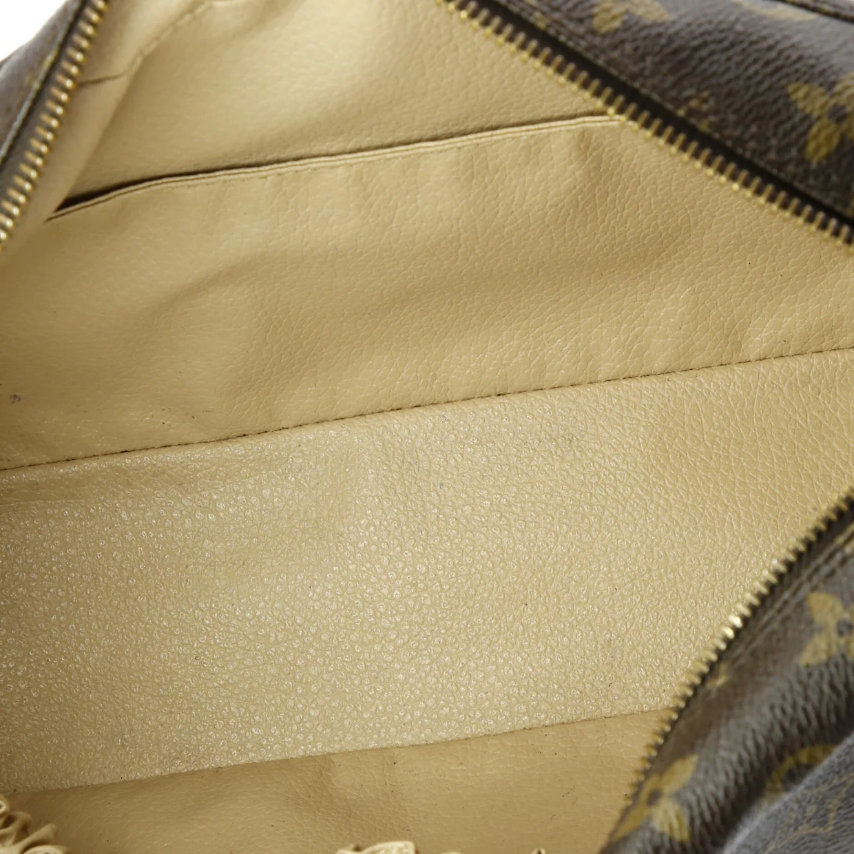 Trousse Toiletry Pouch Monogram Canvas 28 - Deep Luxury