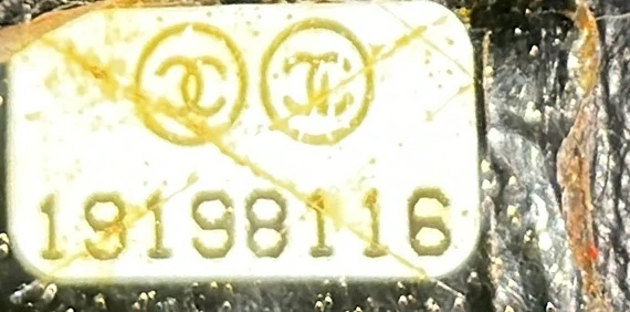 Valentine Crystal Hearts Flap Bag Quilted Lambskin Medium - Deep Luxury