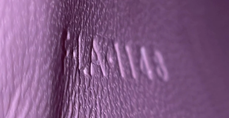 Classic Box Bag Grainy Leather Medium - Deep Luxury