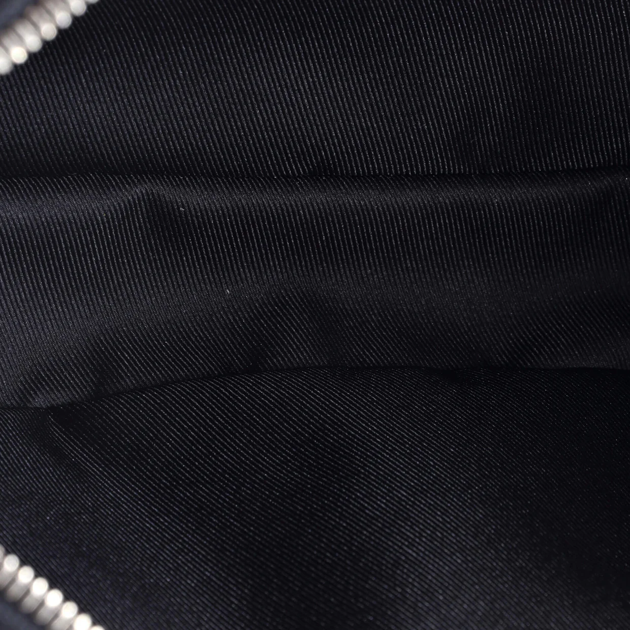 Outdoor Messenger Bag Monogram Taigarama - Deep Luxury