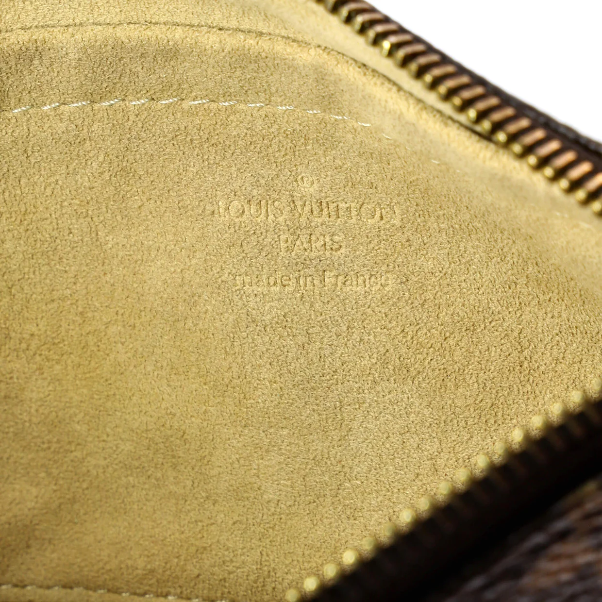 Milla Pochette Monogram Canvas MM - Deep Luxury