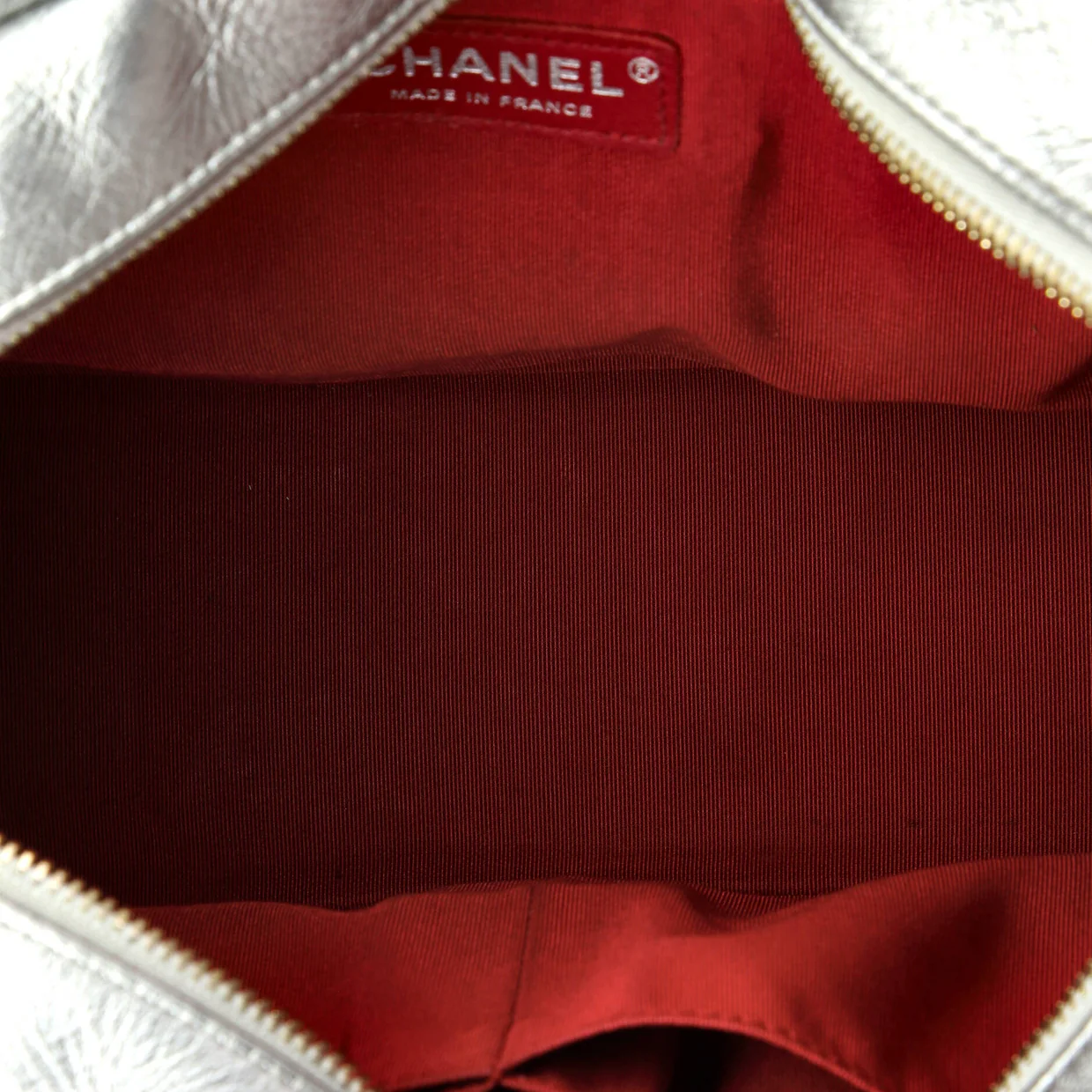 Gabrielle Hobo Quilted Metallic Aged Calfskin Medium - Deep Luxury