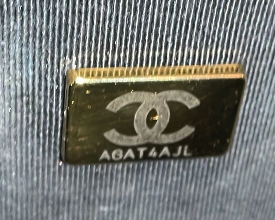 Boy Flap Bag Quilted Caviar Small - Deep Luxury