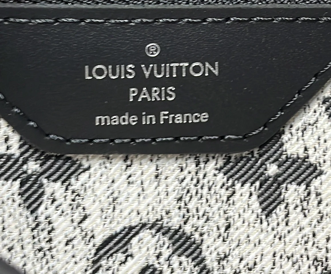 Neverfull NM Tote Monogram Jacquard Denim MM - Deep Luxury