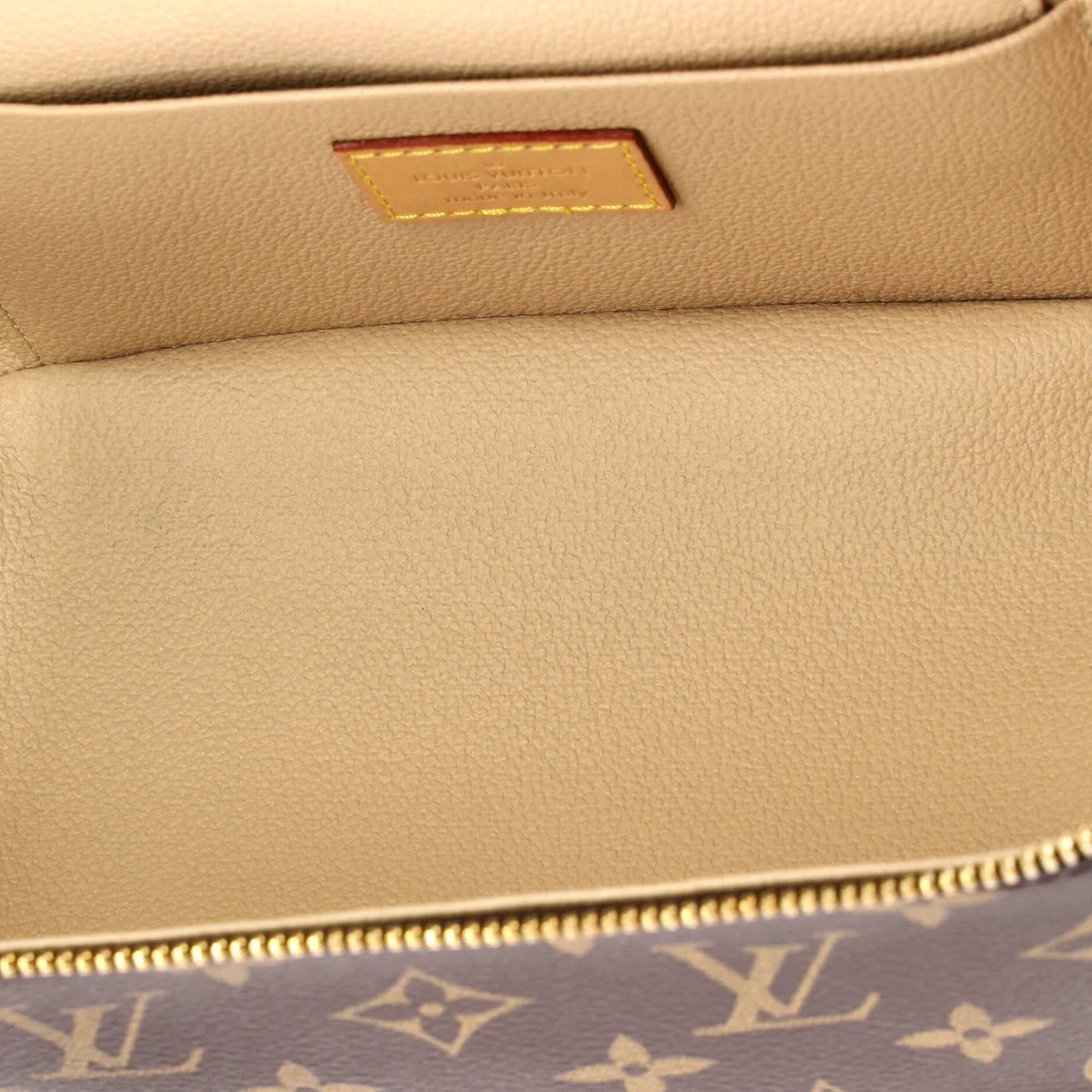 Nice Vanity Case Monogram Canvas Mini - Deep Luxury