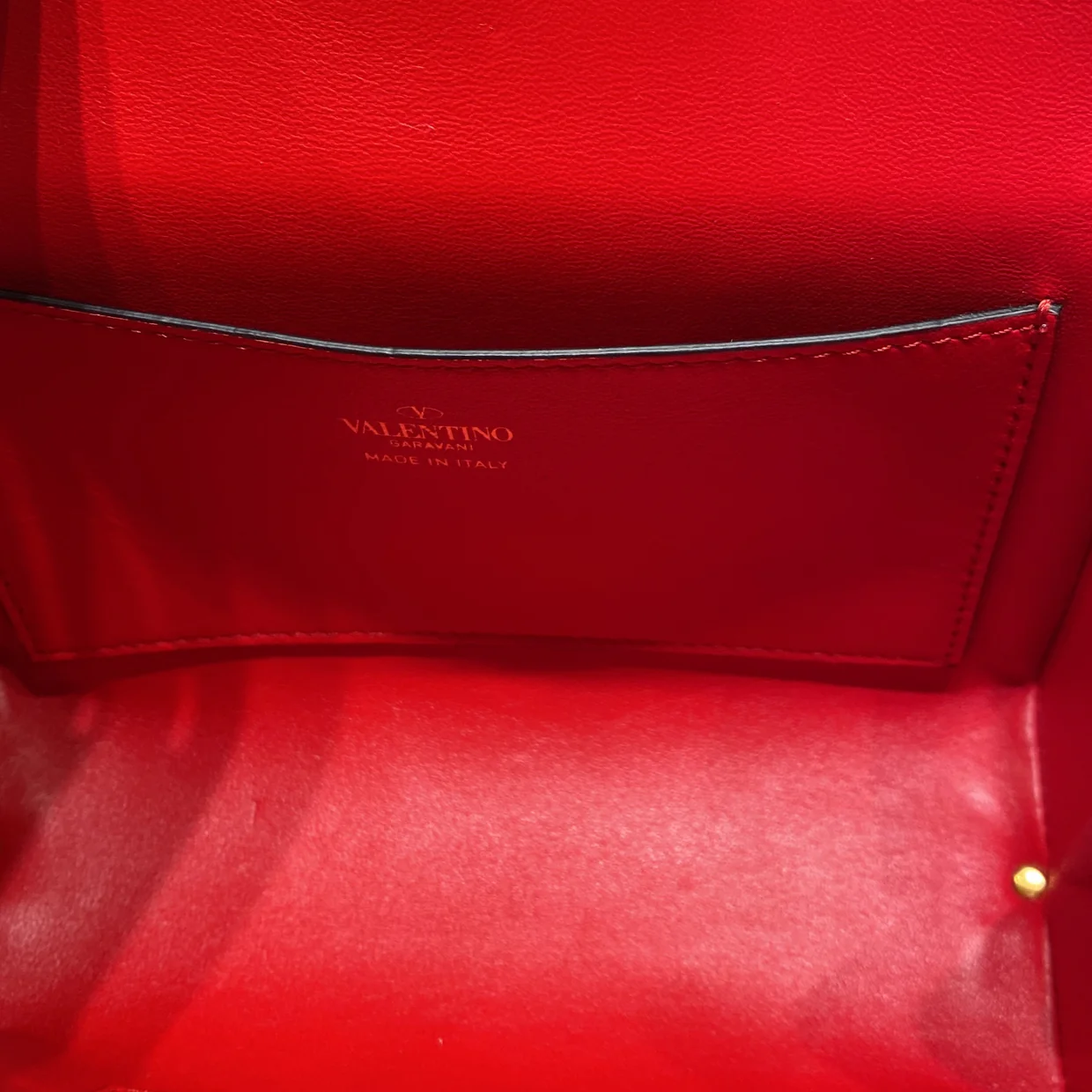 Rockstud Alcove Box Bag Leather - Deep Luxury