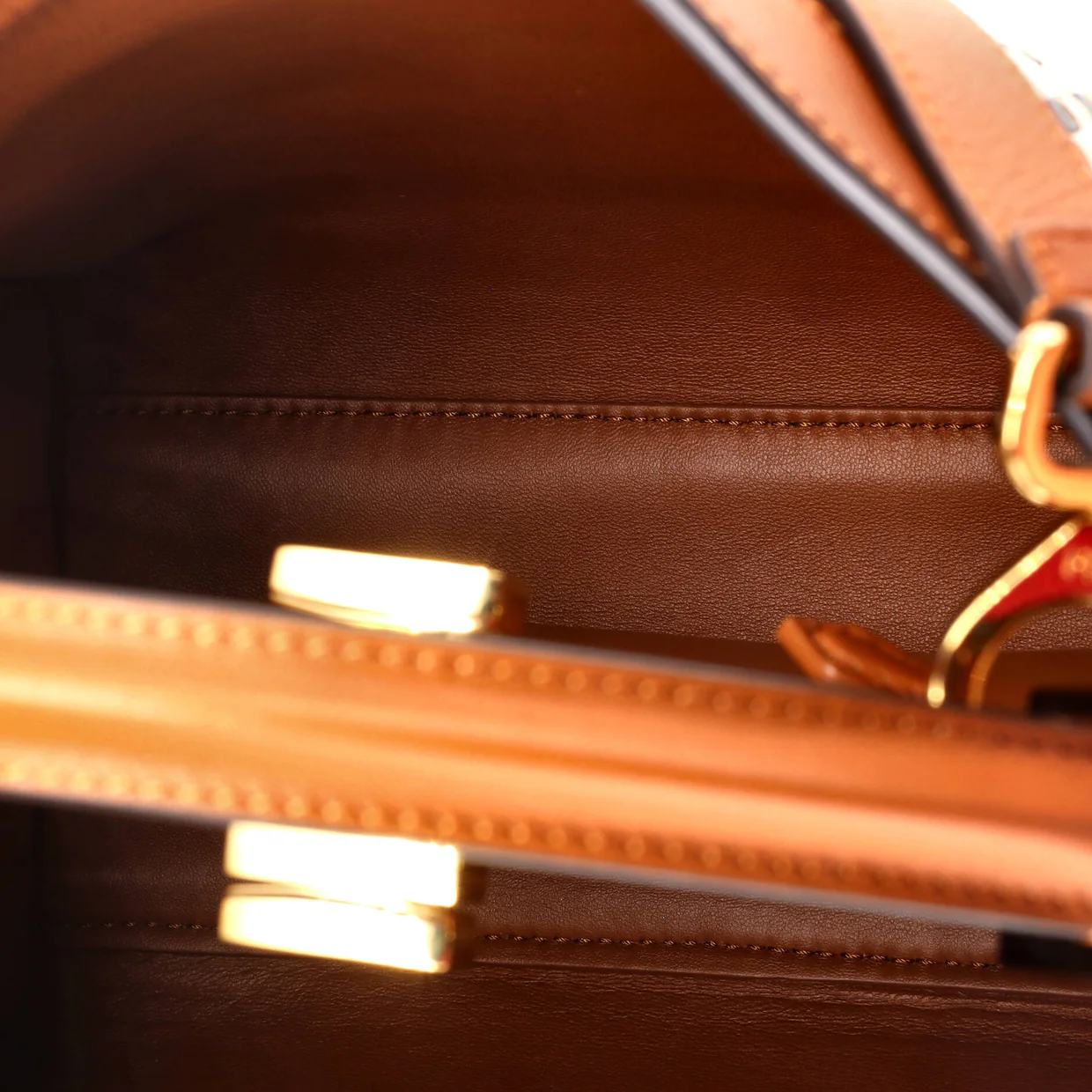 Peekaboo Essentially Bag Woven Leather - Deep Luxury