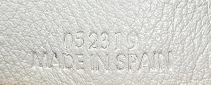 Flamenco Knot Clutch Leather Medium - Deep Luxury