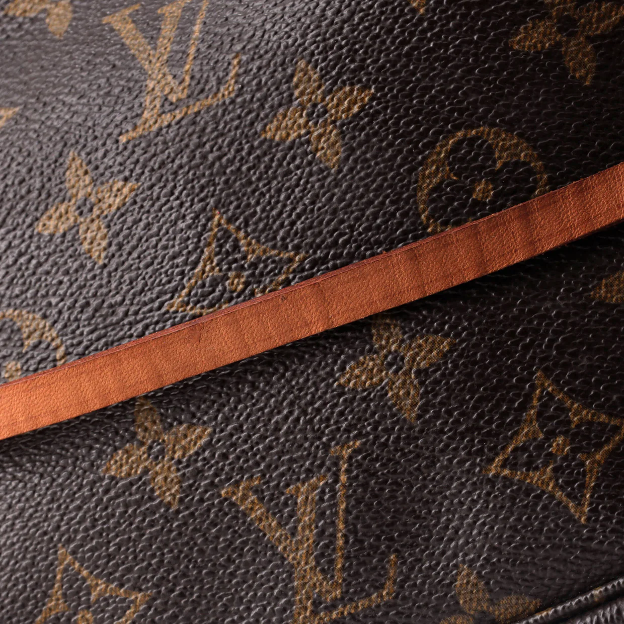 Pochette Accessoires Monogram Canvas - Deep Luxury