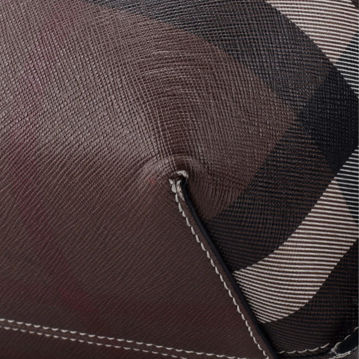 Soft Tote Check E-Canvas Medium - Deep Luxury