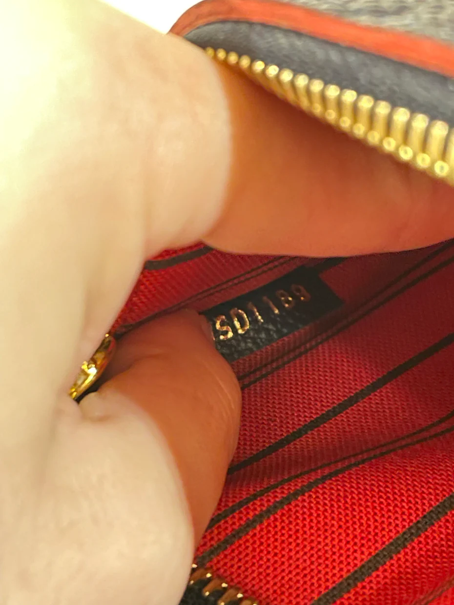 Pochette Metis Monogram Empreinte Leather - Deep Luxury