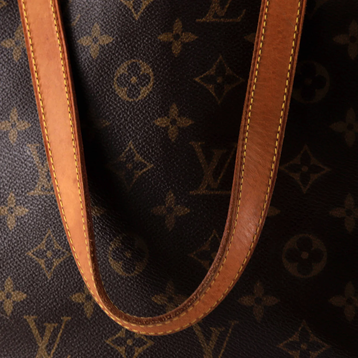 Vavin Tote Monogram Canvas GM - Deep Luxury