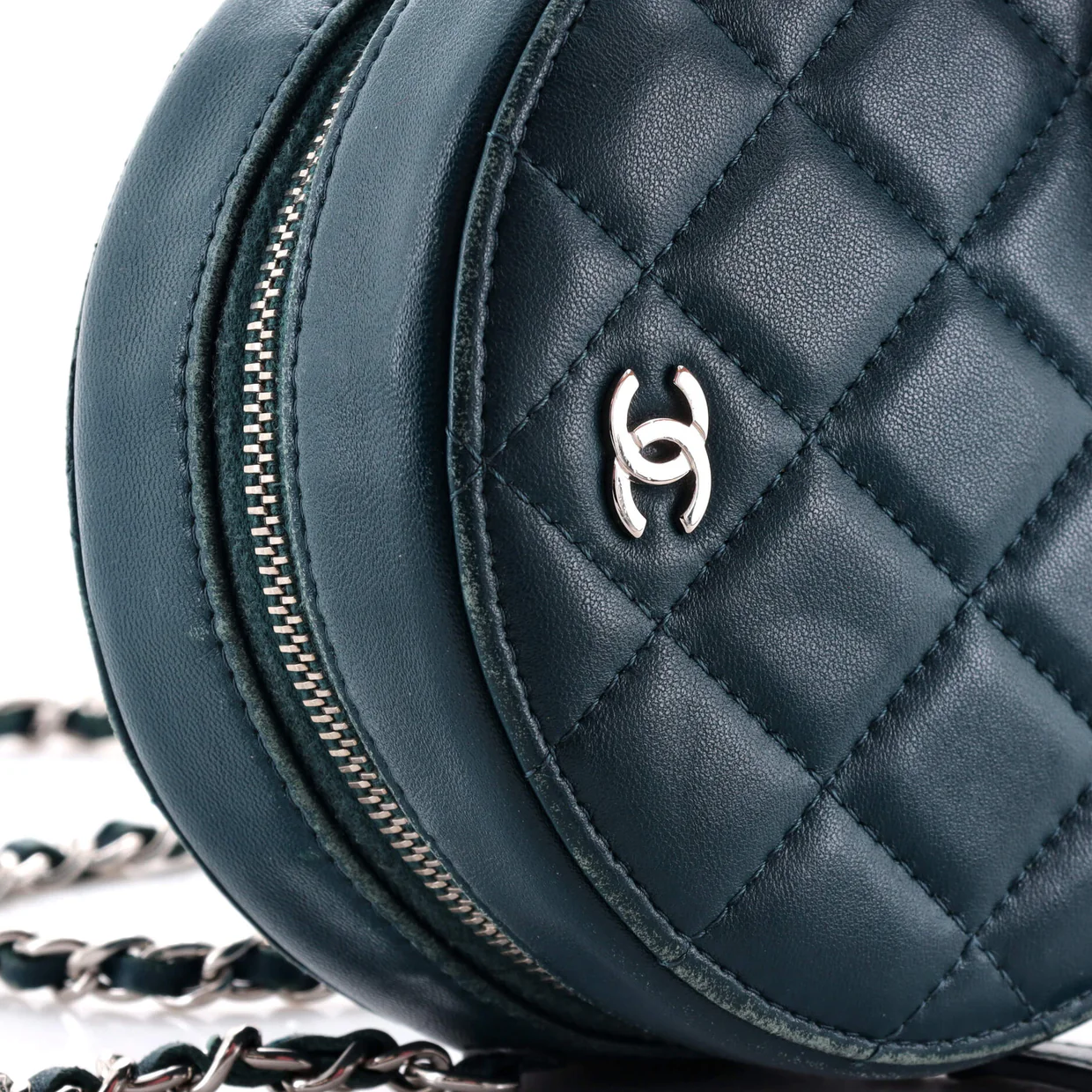 Round Clutch with Chain Quilted Lambskin Mini - Deep Luxury