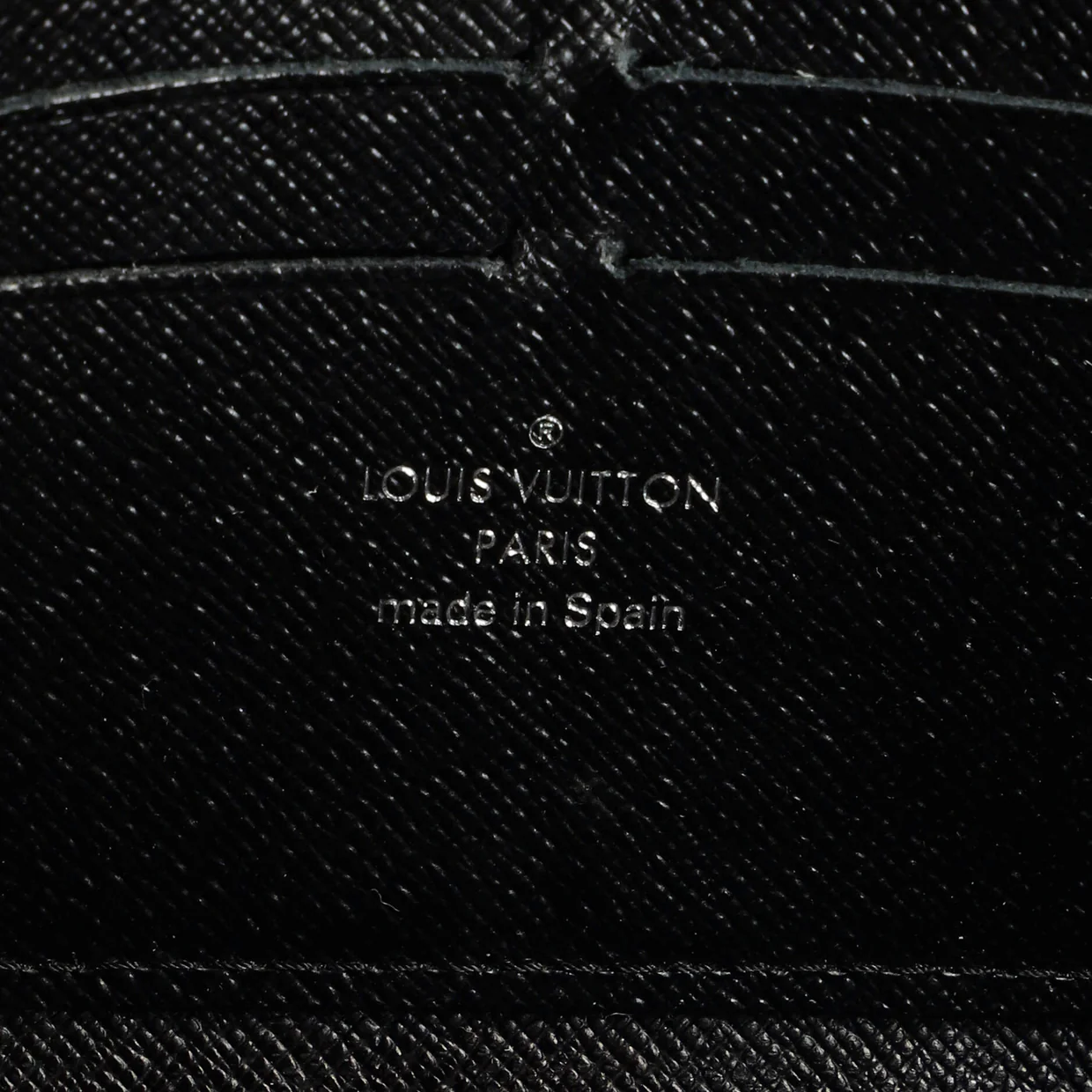 Zippy Wallet Epi Leather - Deep Luxury