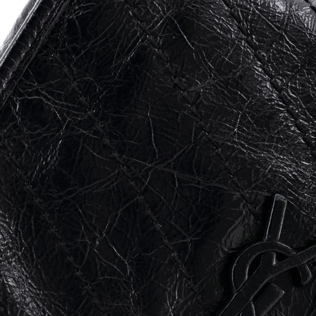 Niki Chain Wallet Matelasse Chevron Leather - Deep Luxury