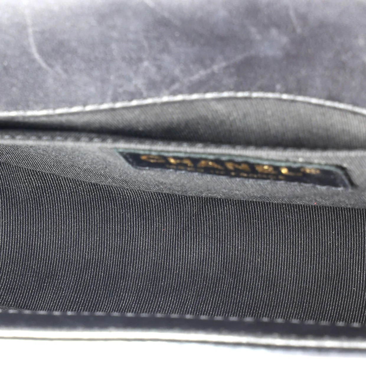 Boy Flap Bag Quilted Iridescent Glazed Calfskin Old Medium - Deep Luxury