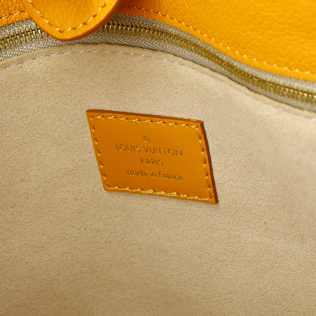 On My Side Tote Mahina Leather PM - Deep Luxury