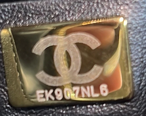 CC Convertible Chain Zip Hobo Quilted Striped Nylon - Deep Luxury