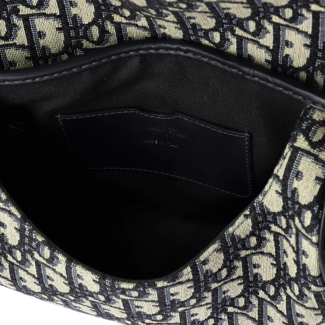 Bobby Flap Bag Oblique Canvas Medium - Deep Luxury