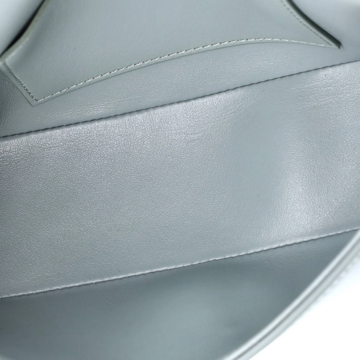 Tabou Clutch with Strap Smooth Calfskin - Deep Luxury