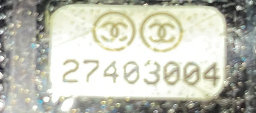 Front Pocket O Case Pouch Quilted Iridescent Caviar Large - Deep Luxury