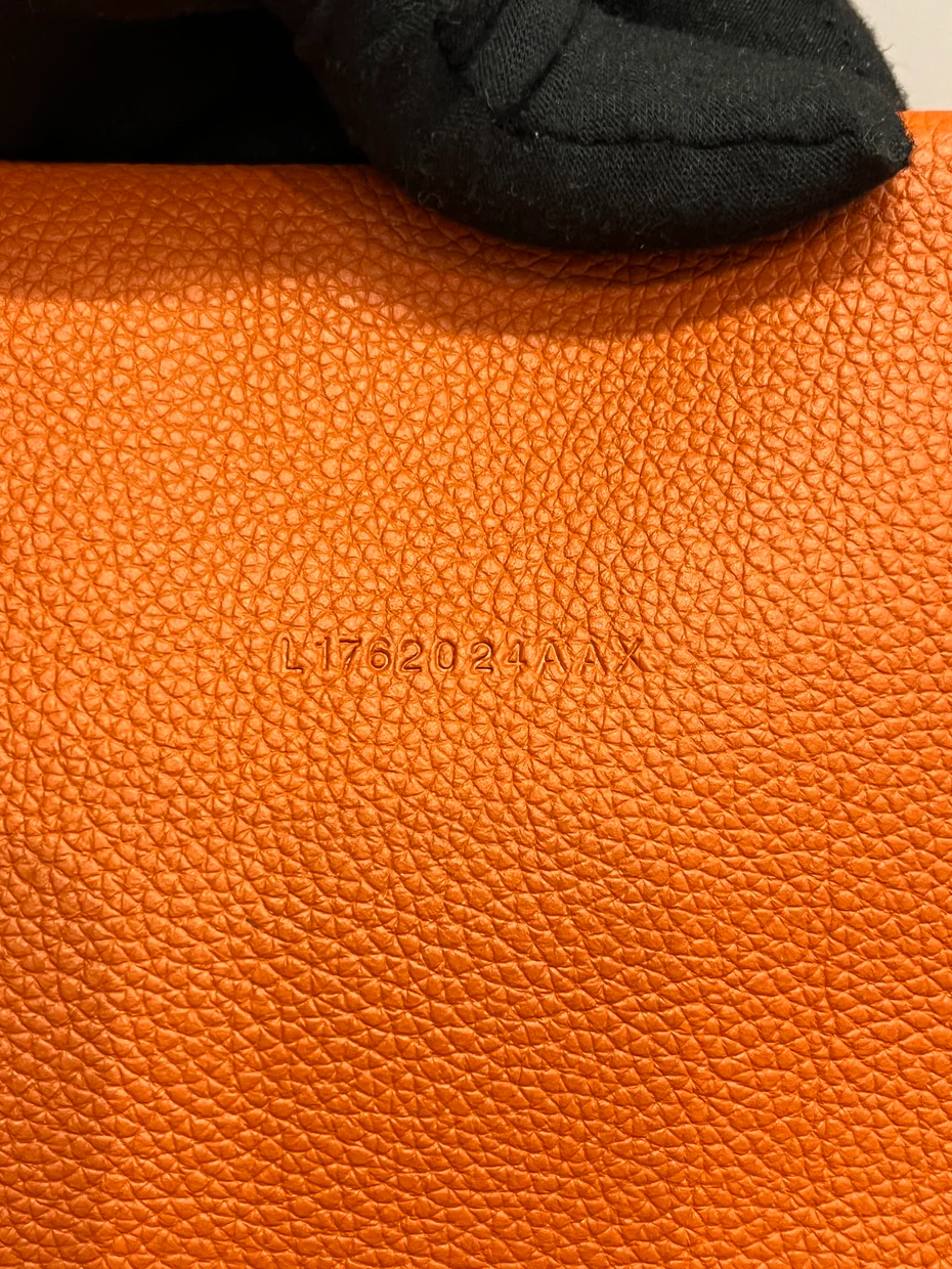 Tara Tote Bag Leather Medium - Deep Luxury