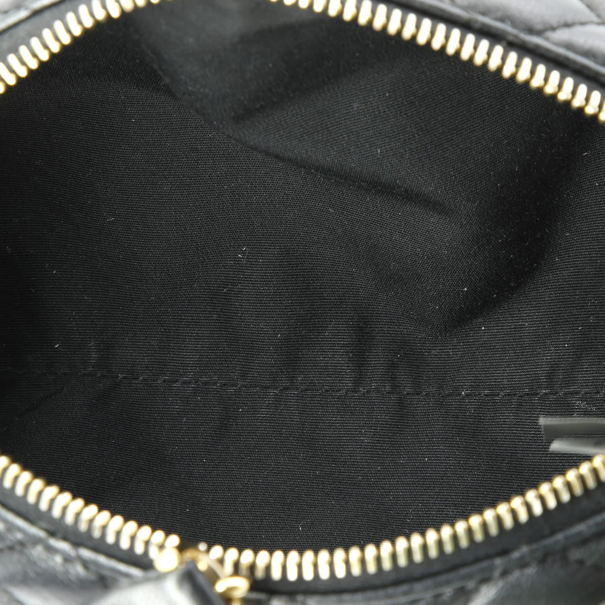 Medusa Chain Zip Shoulder Bag Quilted Leather - Deep Luxury