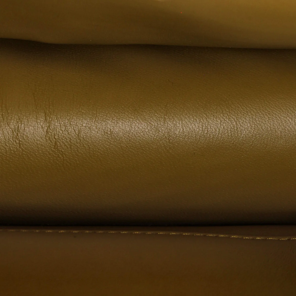 30 Montaigne Flap Bag Gradient Leather - Deep Luxury
