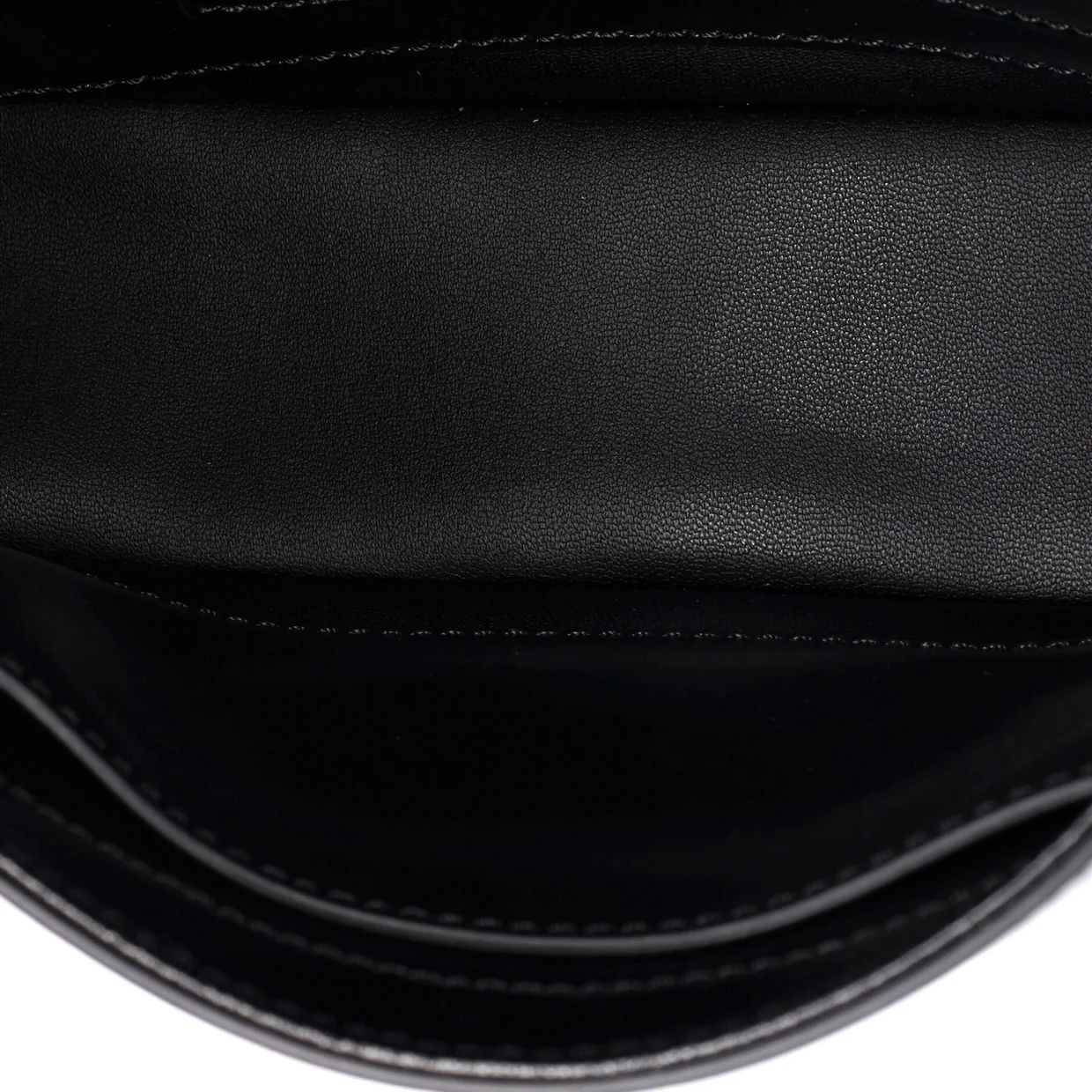 4G Shoulder Bag Leather Medium - Deep Luxury