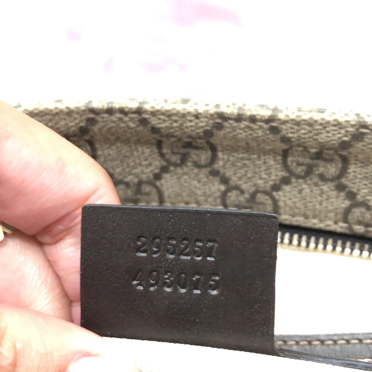 Flat Messenger Bag GG Coated Canvas Medium - Deep Luxury