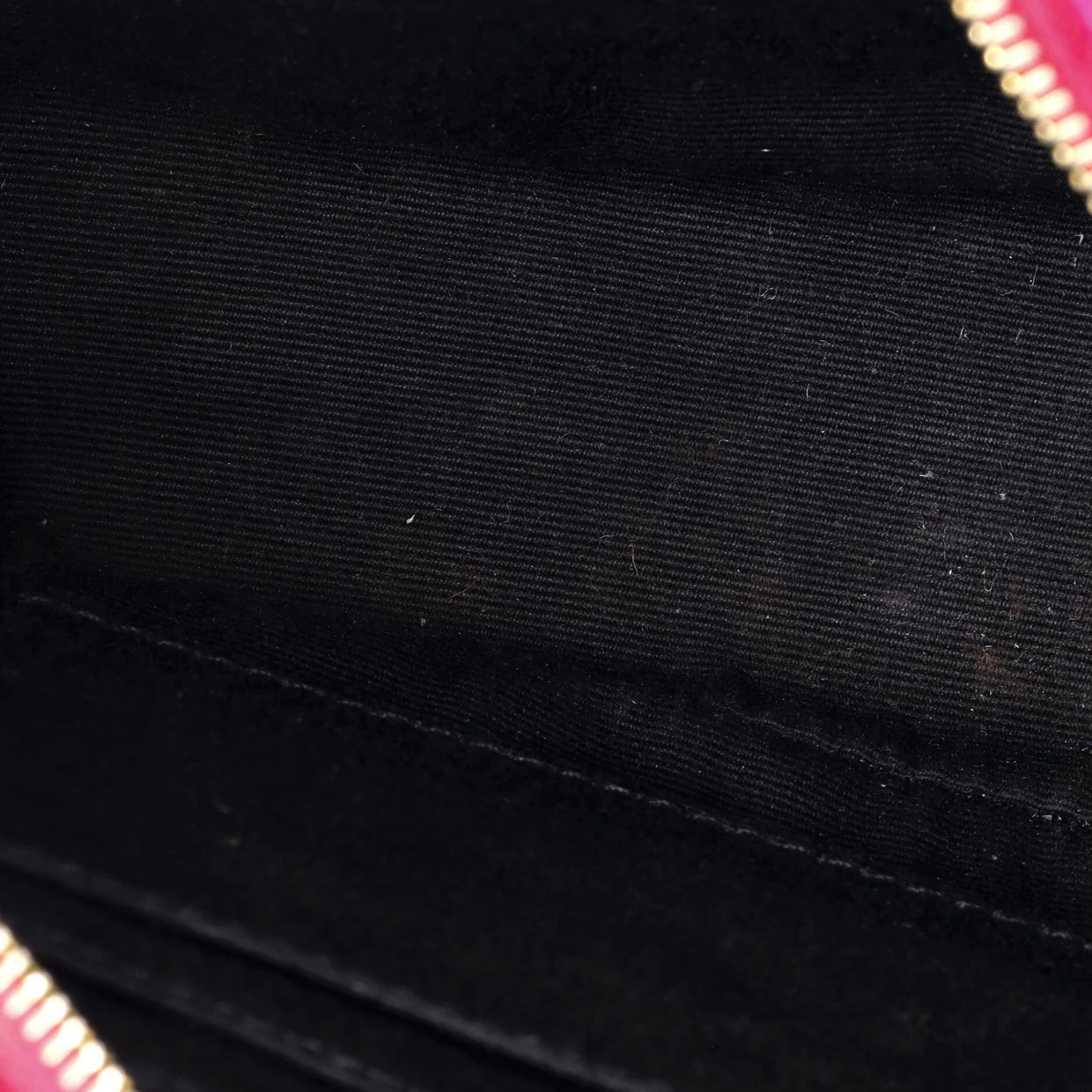 Lou Belt Bag Matelasse Chevron Leather - Deep Luxury