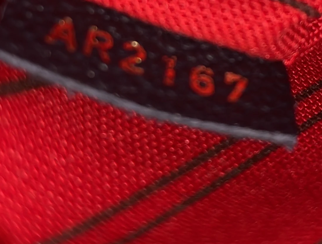 Pochette Metis Monogram Empreinte Leather - Deep Luxury